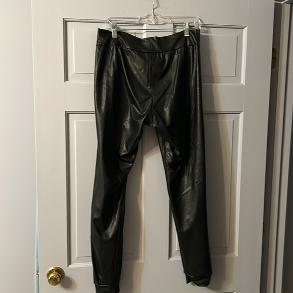 Commando Faux Leather Joggers - Picture 4 of 6
